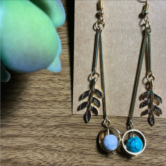 Chic Gold and Turquoise Leaf Dangle Earrings - Picture 1 of 4